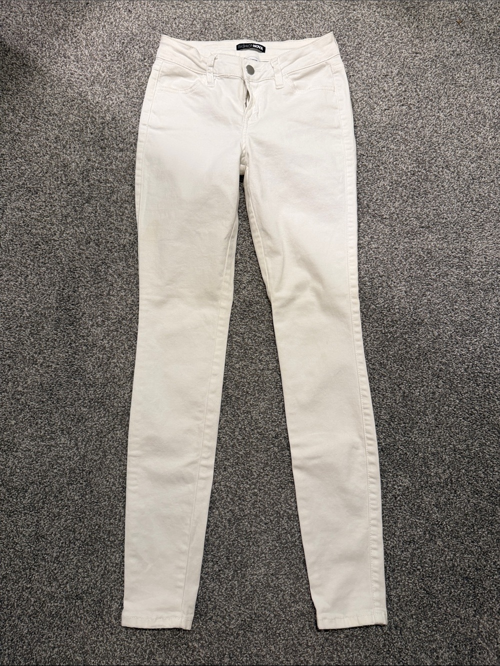 Fashion Nova White Skinny Jeans